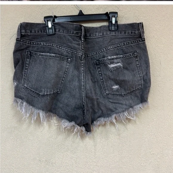 Free people Jean shorts - Picture 2 of 3